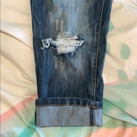 Distressed denim cropped jeans size 11- 3/$20 - Picture 2 of 6